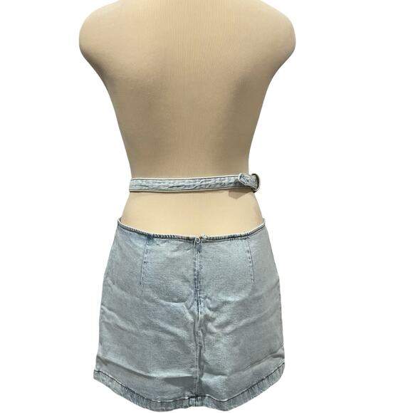 Revolve We Wore What Skirt Women M Denim Cut Out Mini Light Wash 90s Y2K Casual - Picture 13 of 14